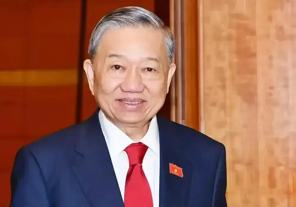 据报道，截止11月中旬，越南进出口总额已突破8000亿美元，达到约8010亿美元