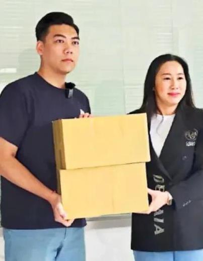 罢免民进党台北市立委吴思瑶、吴沛忆案二阶连署今天就要截止了，罢免吴思瑶团队召集人