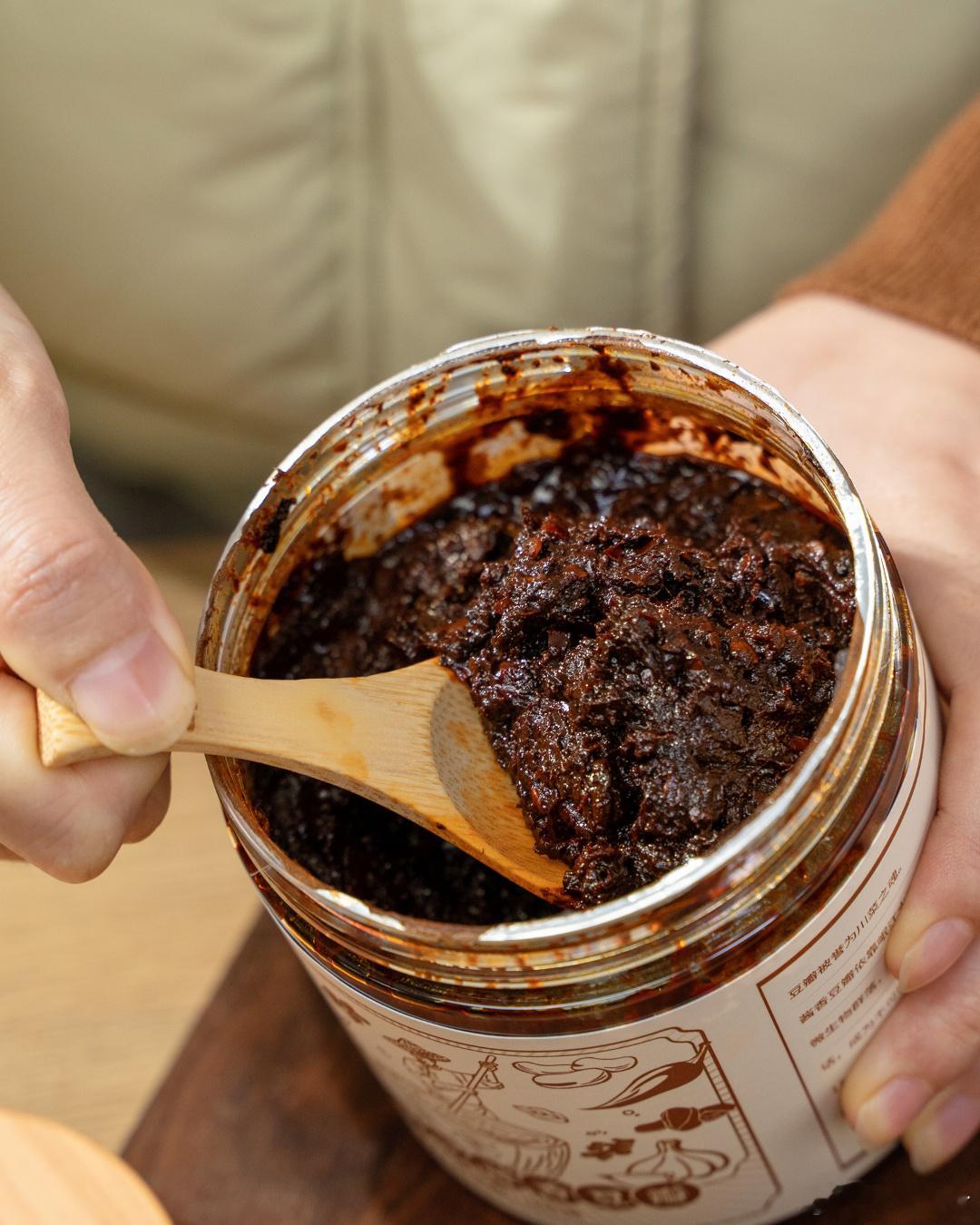 缺货半年的立早记酱香豆瓣，终于来了！作为炒川菜的灵魂它绝不能少，还是选用3年和1