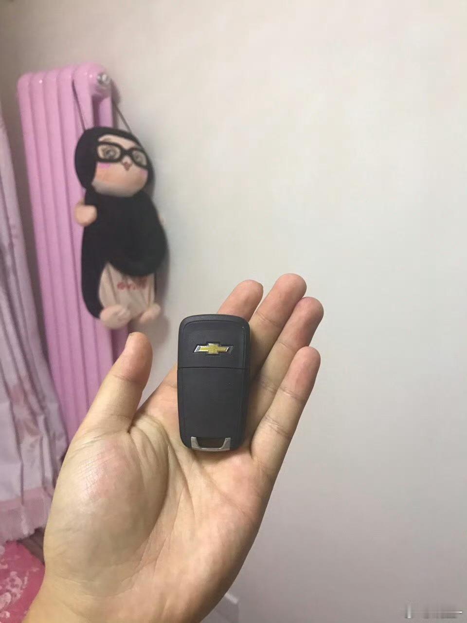 雪佛兰正式退出中国真的挺有感触的，我和雪弗兰的故事，是两个阶段一是很小很小的时候