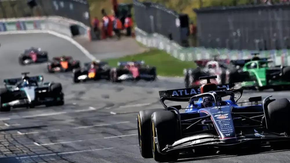 新车队交2亿美元进场费，老车队反而多赚了。你以为F1来新人就得分走蛋糕？错