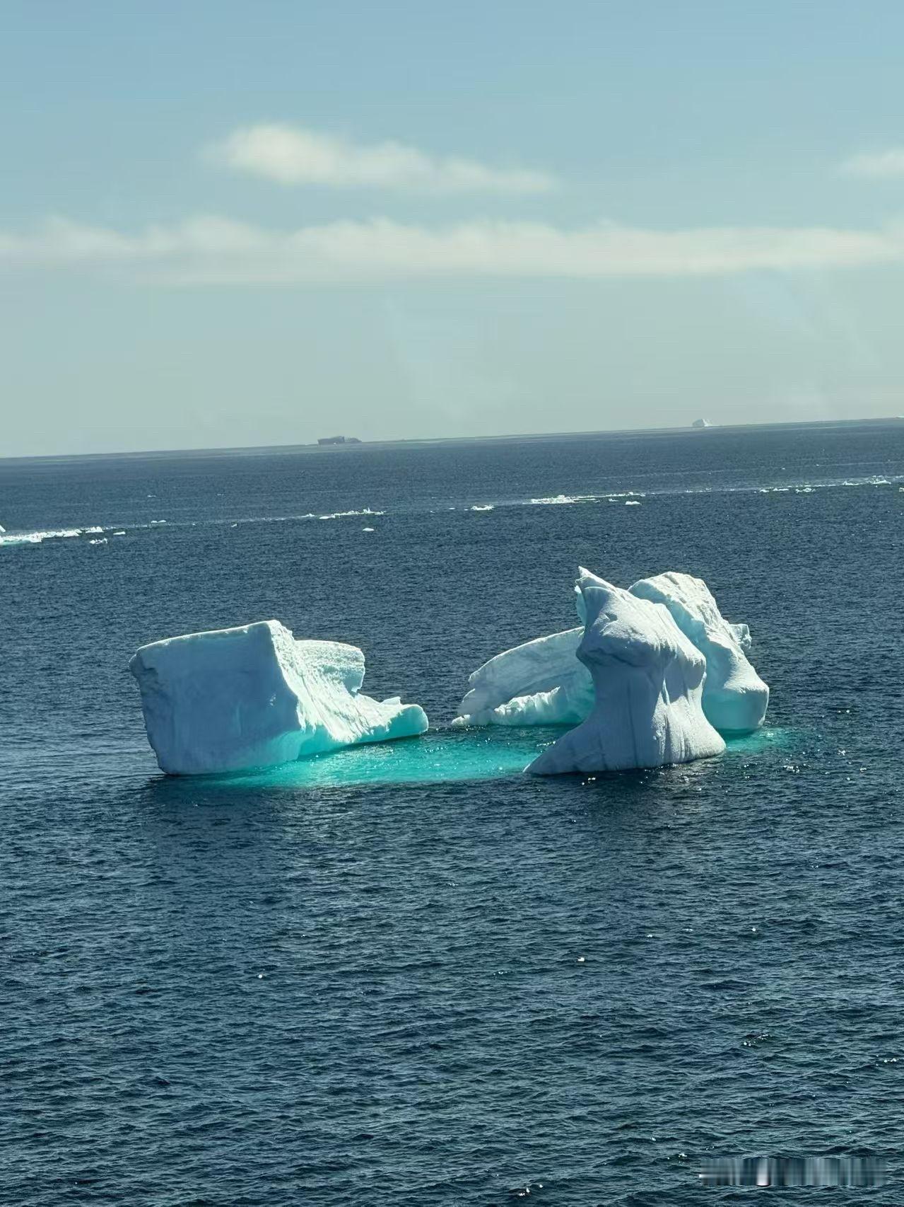 周一武汉地铁客流量竟然未达400万人次，为399万多[呲牙笑][呲牙笑][呲牙笑]爆