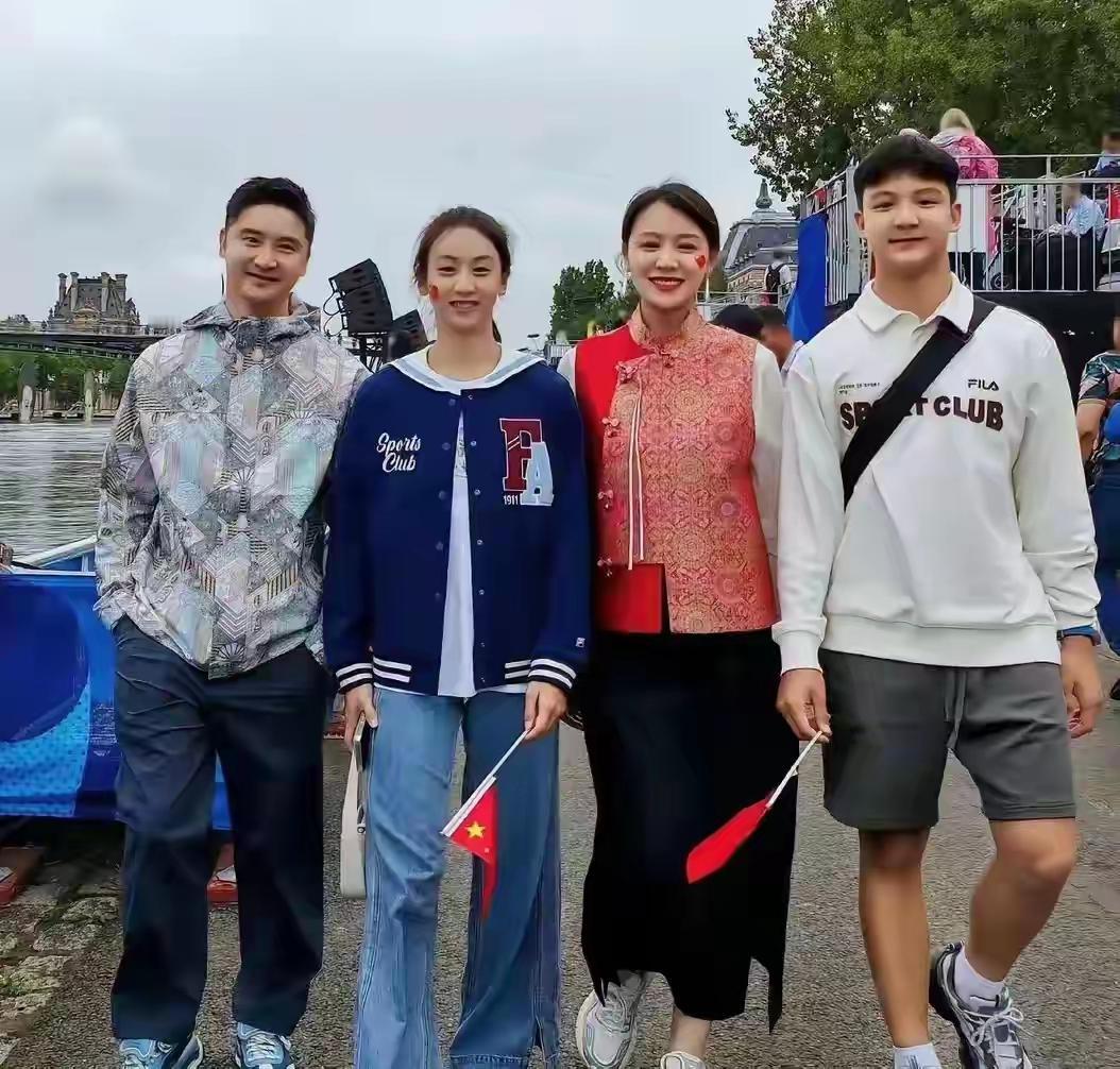 瞧这一家子！从田亮人生经历看其婚姻家庭！一家四口过得温馨甜蜜，甚是让人羡慕！