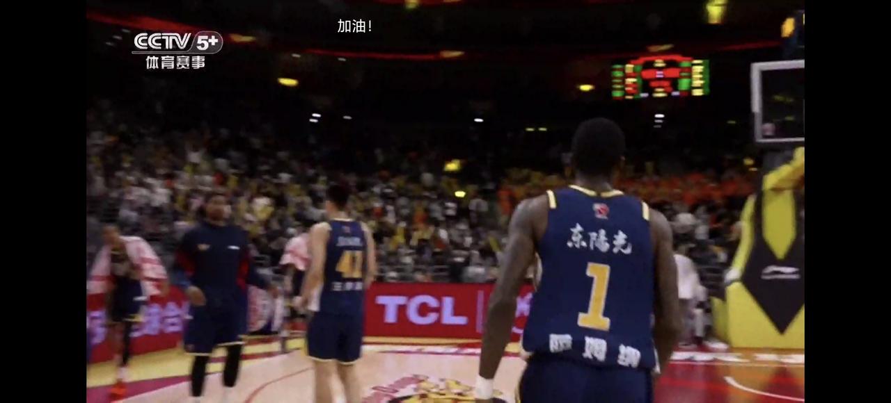 南京102：107广东，二队打的很激烈，值得观看：1、王世龙教练确实带给南京队