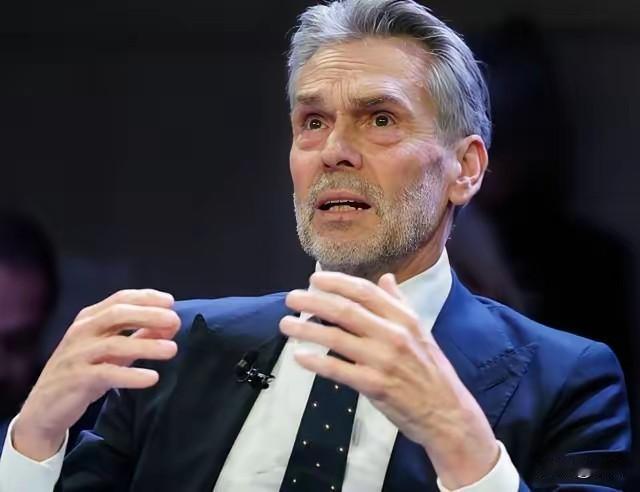 荷兰支持美国吞并格陵兰岛。俄罗斯卫星通讯社1月13日报道，荷兰外交大臣戴维∙范