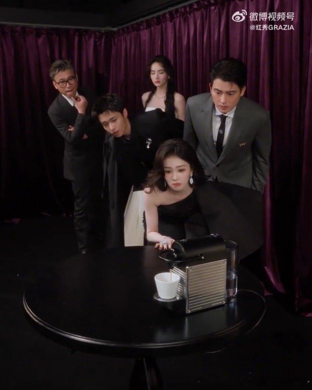 白鹿美的我一跳又一跳