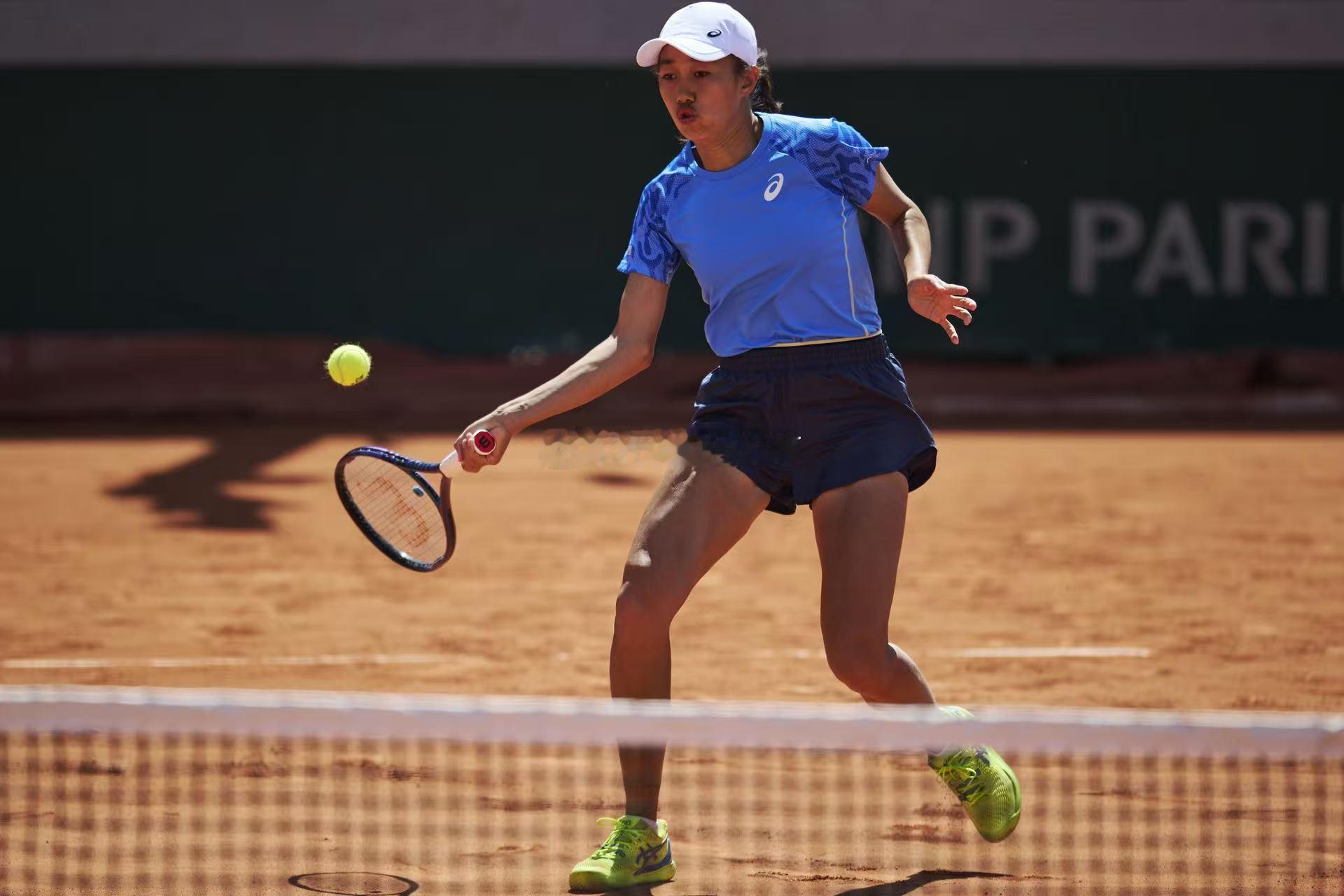 张帅被授予全国五一劳动奖章从大满贯的荣耀到五一劳动奖章的肯定，张帅用一次次挥拍