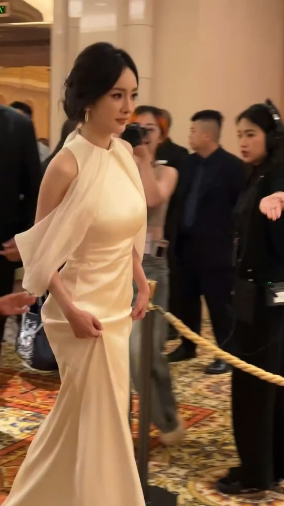 老幂身材真好​​​