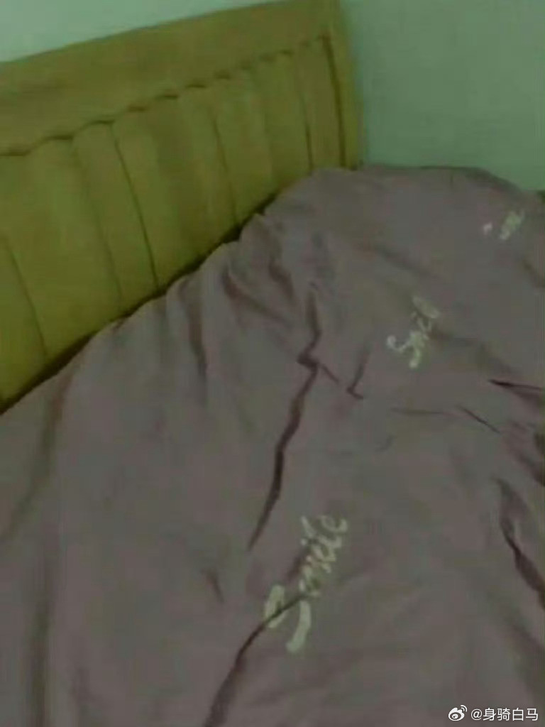 第一次来男朋友家，他妈妈在床头准备这个