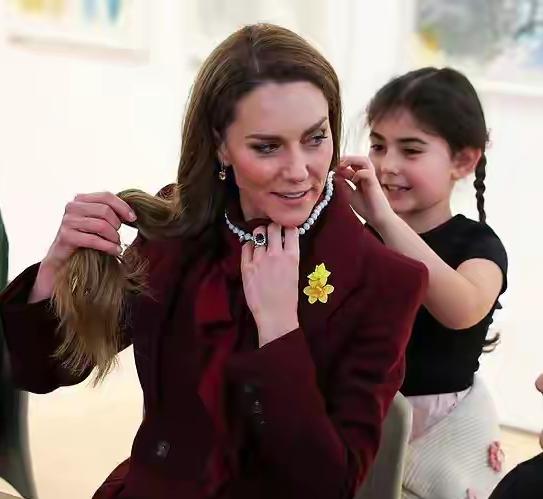 凯特和梅根这对妯娌，这一次又要来一场“隔空”PK吗？这对王室妯娌，不合由来已久