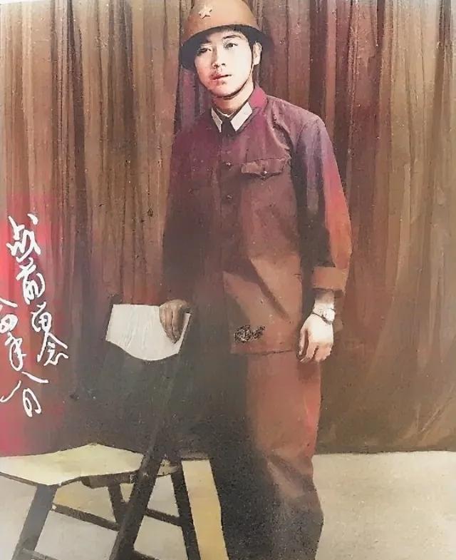 于晓辉烈士，1966年7月生，安徽省蒙城县城关镇人，1983年1月入伍。198