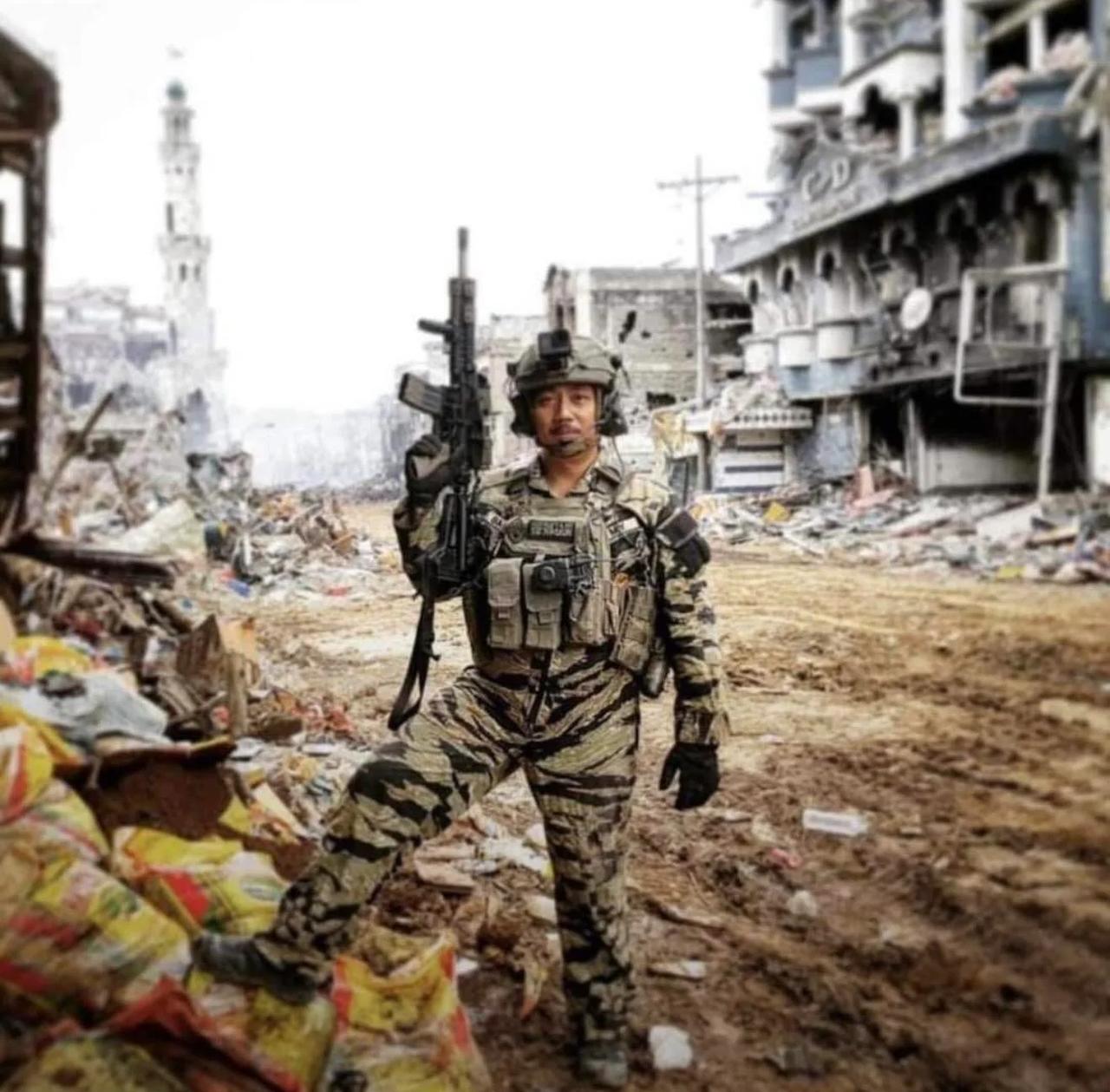 马拉维战役期间的菲律宾陆军特种部队团。2017年