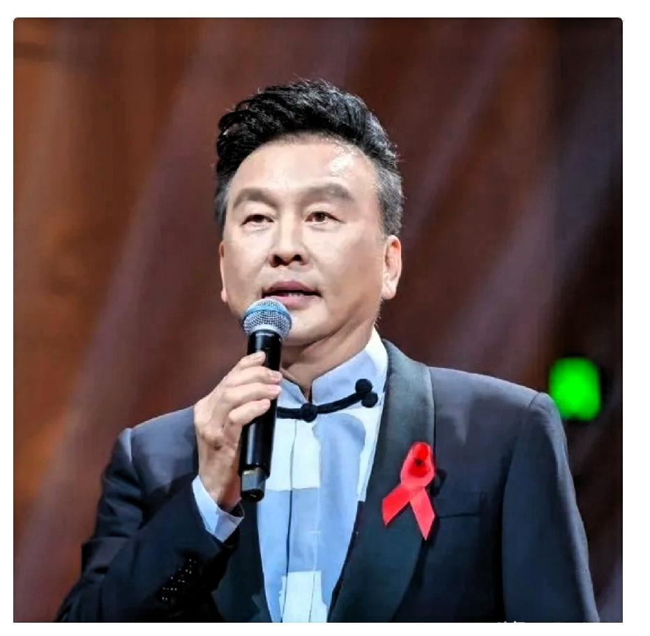 娱乐圈，曝出大瓜！4月8日，娱乐圈一整天都静悄悄，没想到下午时分，突然传来