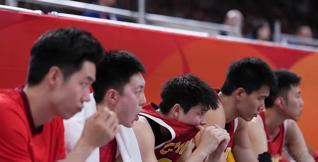 中国男篮队长胡明轩赛后发声【中国男篮队长胡明轩赛后发声】名古屋亚运男篮半决赛中国