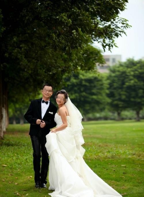 我生下一个小棉袄, 婆婆送来一袋苹果, 打开后看到里面我瞬间哭了