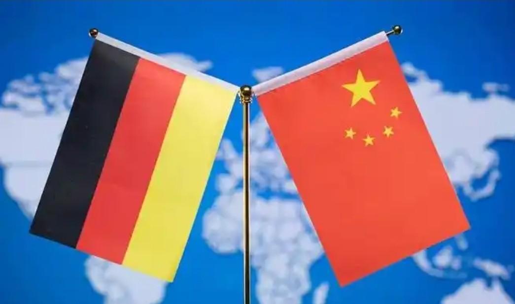 内情曝光了!德国外长访华行程取消,德媒道出了内情!10月25日,根据德国之声报道