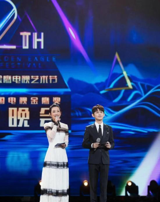 【二胖发布】历届金鹰节闭幕式即金鹰奖颁奖晚会主持人1. 第27届金鹰奖｜2014
