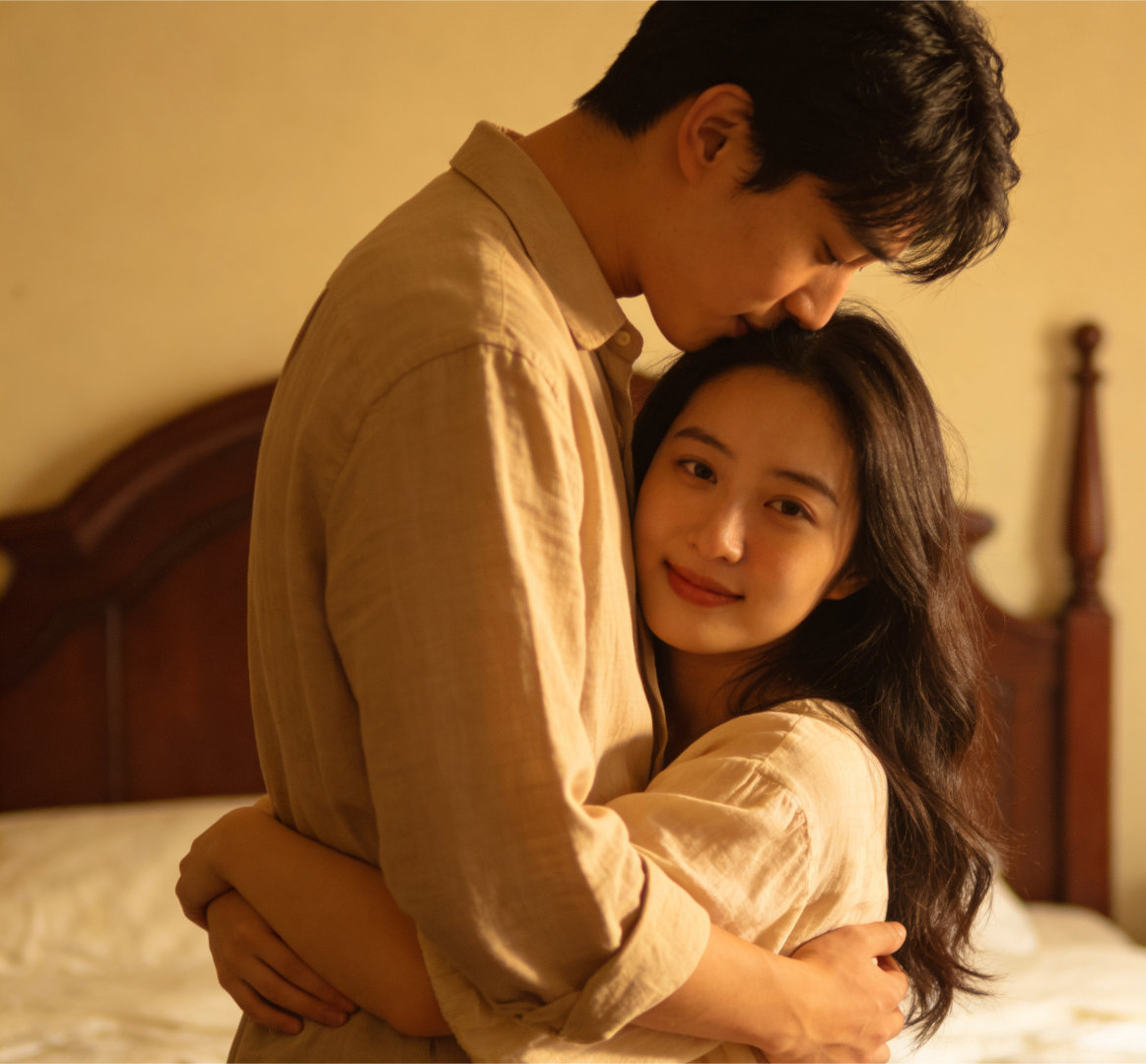 和成熟的人恋爱相处就是这样，你认识我的时候，我早已不是那个会翻墙爬树的野丫头。你