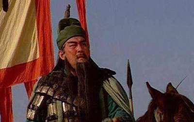 关羽其实就是死在司马懿手上。这个说法有点道理。关羽北伐，曹操手里没兵了，想要迁
