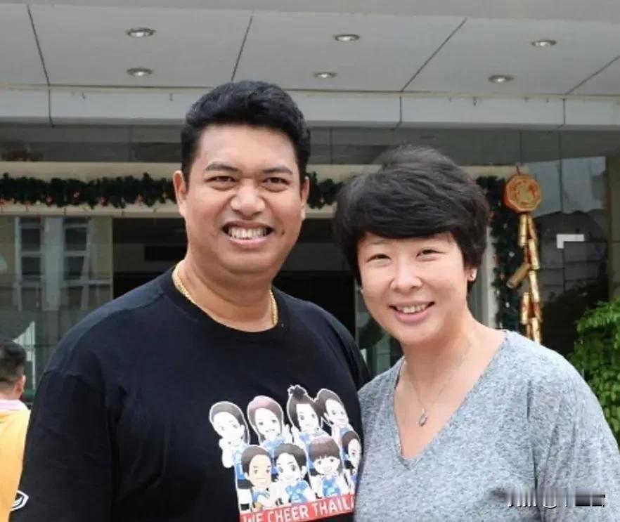 中国女排培养了冯坤，冯坤培养了泰国队，冯坤把秘籍都传给了泰国队，中国队能不输吗？