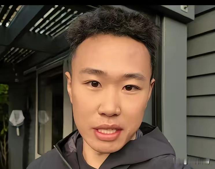 贺希宁:回应自己入选中国男篮12人大名单！​“毫无疑问，这是一件非常了不起的荣