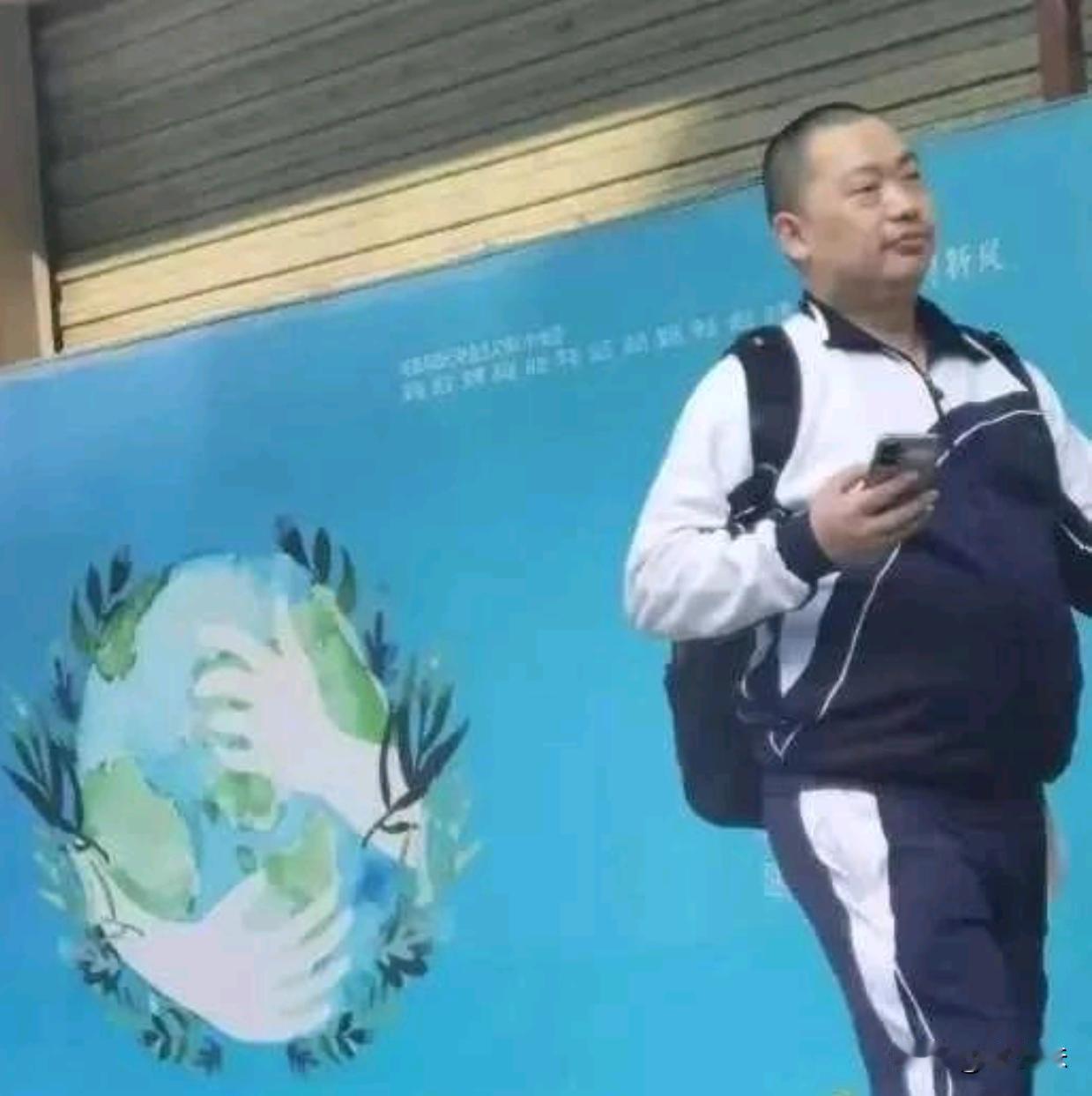 现在的学生压力都这么大吗，沧桑成这样