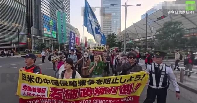 日本这回真的要被逼疯了！以往中国阅兵，国际社会大多是抱着“看热闹”的心态。但