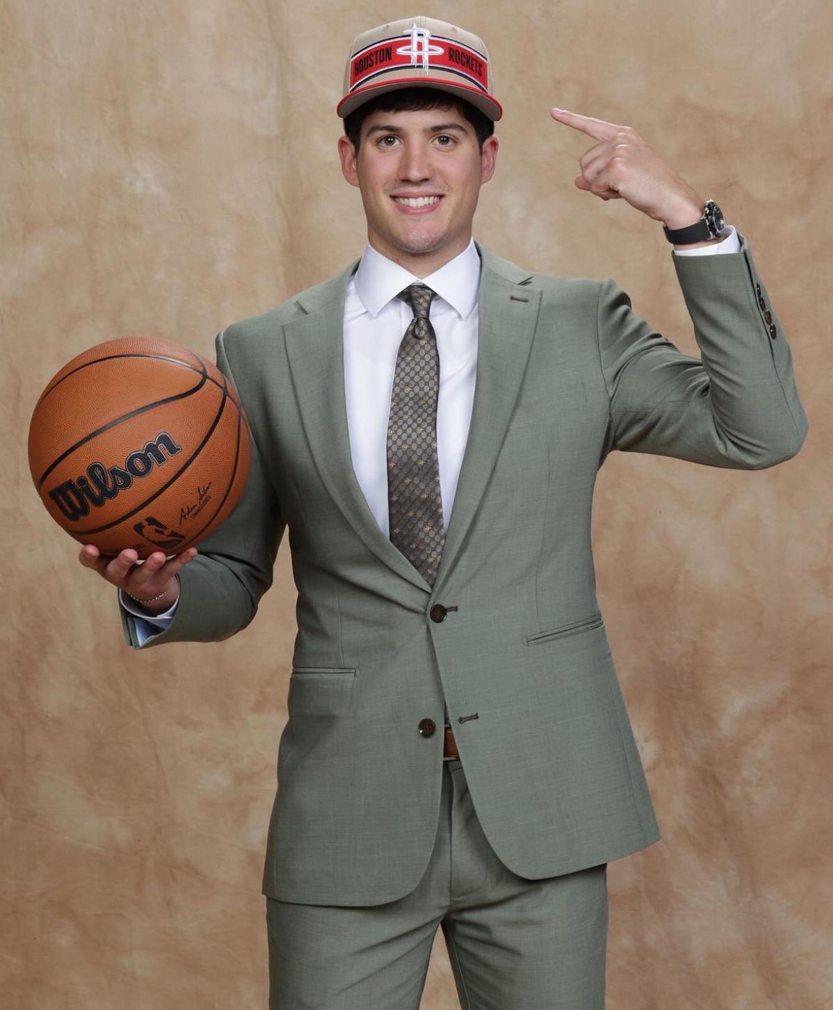 谢泼德就是火箭升级版普理查德火箭大胜奇才，谢泼德替补替补上场25分钟，投篮1