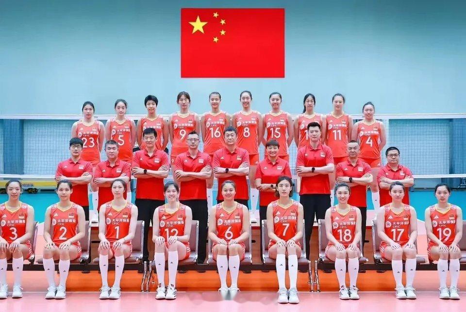 恕我直言，女排止步世锦赛8强揭示3个不得不承认的事实:1、赵勇是一位有担当、有魄