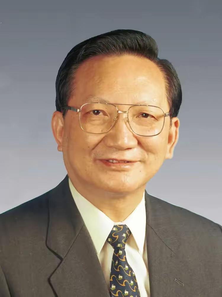 深耕外交数十年，致敬大国外交官唐家璇唐家璇，男，汉族，1938年1月生，江