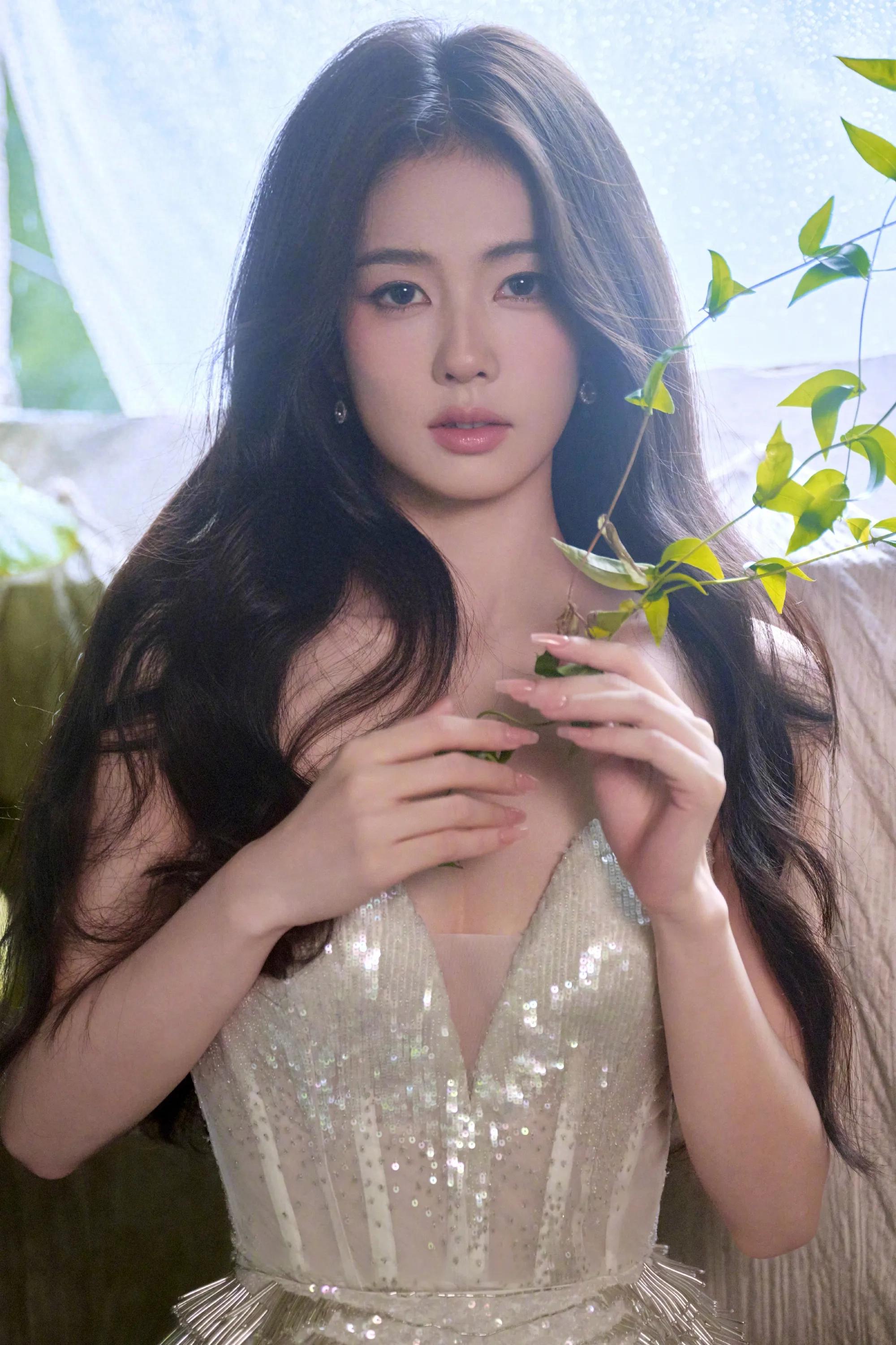 女星白鹿魅力合集：姣美之姿、天生丽质