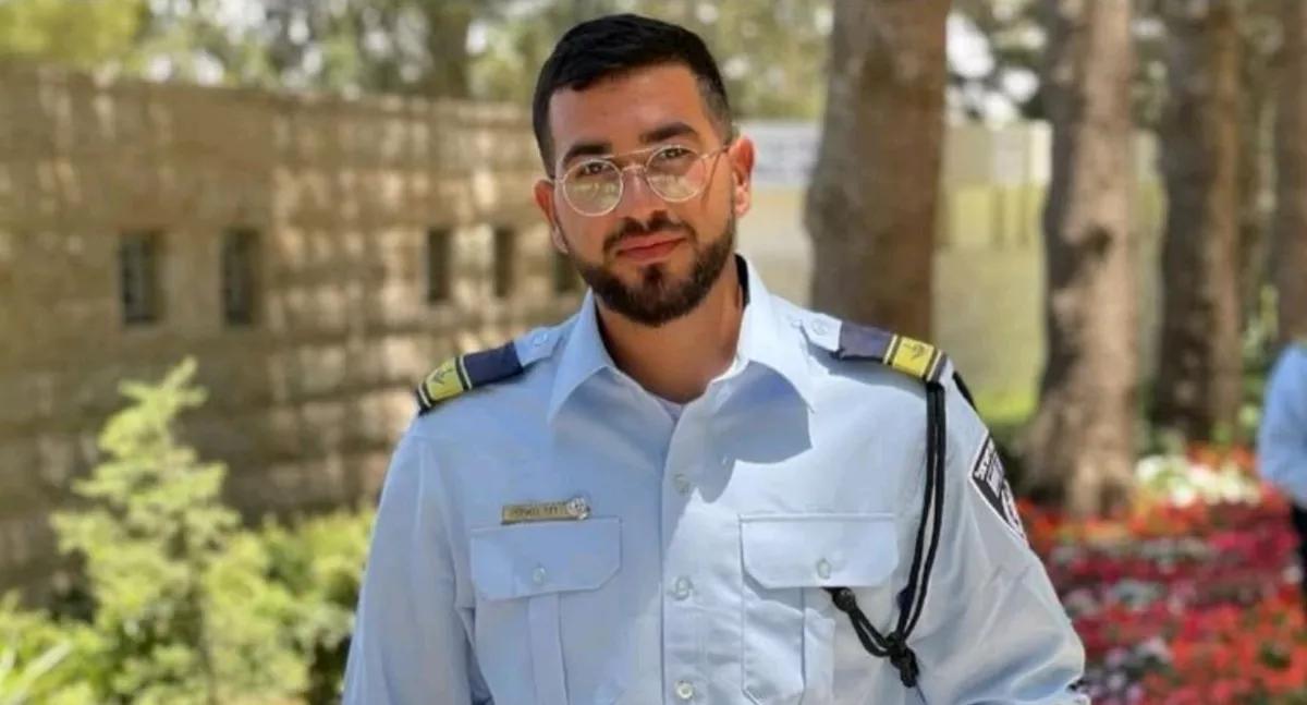 《国土报》报道，当地时间26日，在成功找到最后一名被扣人质兰.格维利的遗骸后，以