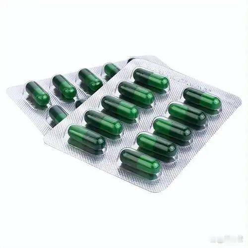 芪苈强心胶囊的主要成分由11味中药材组成，依据国家药品监督管理局核准的药品说明