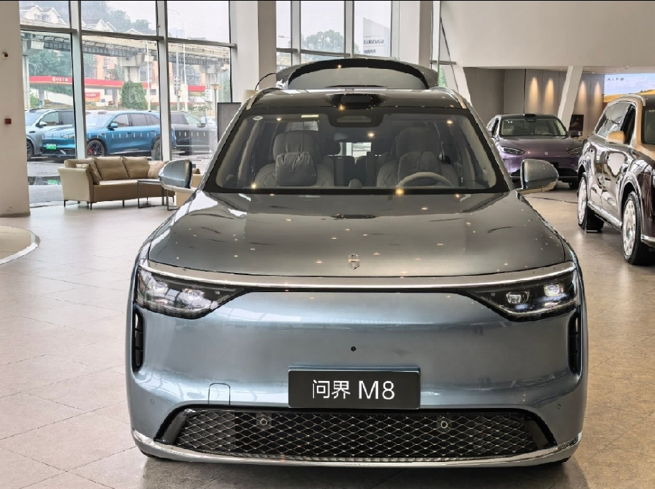 38.98万起！问界新M8涨价2万，赛力斯“单飞”第一炮能打响吗？问界新M8预售价出来了，38.98