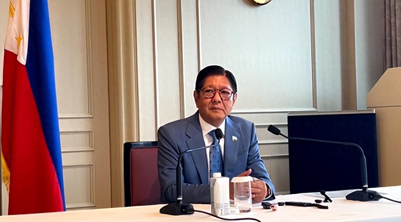 小马彻底不装了！29日，正在日本访问的菲总统小马发声，称自己不支持修改参议院规