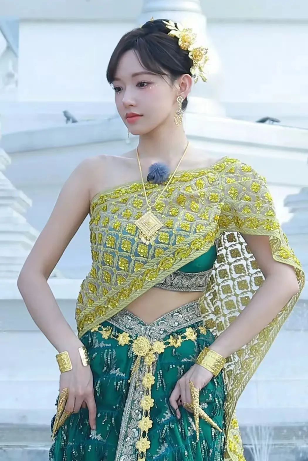 程潇傣族风情妆造来袭，美到心尖上