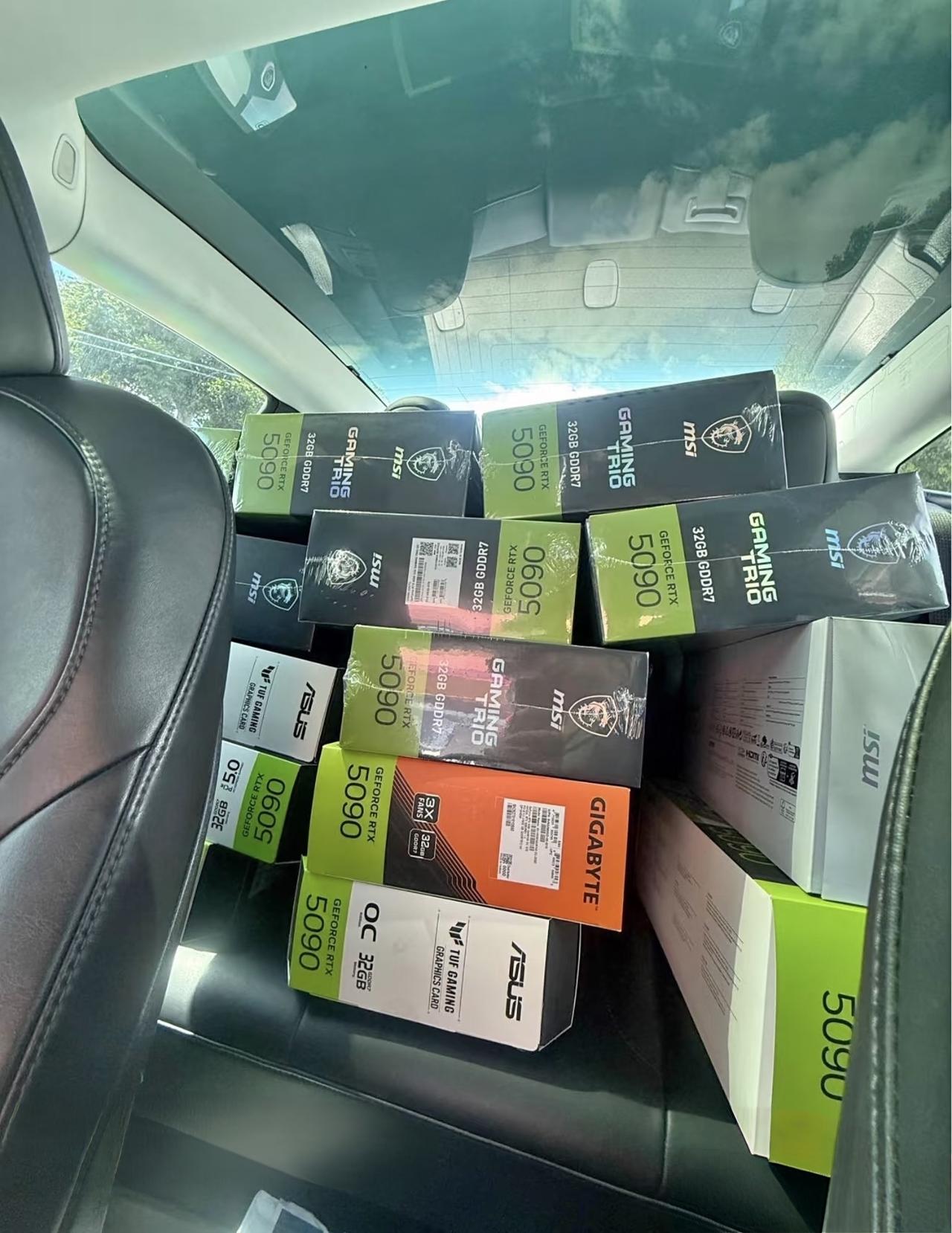 大家记住一件事情，所有无法通过市场真金白银交易验证的优势全都是自娱自乐，千万别较