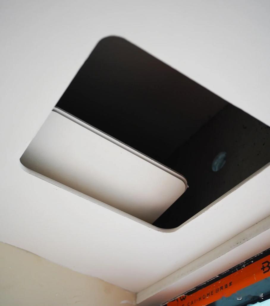 不听劝，邻居硬把主卫改成衣帽间，入住一年后，她哭着拆掉了当初觉得主卫多余，不如