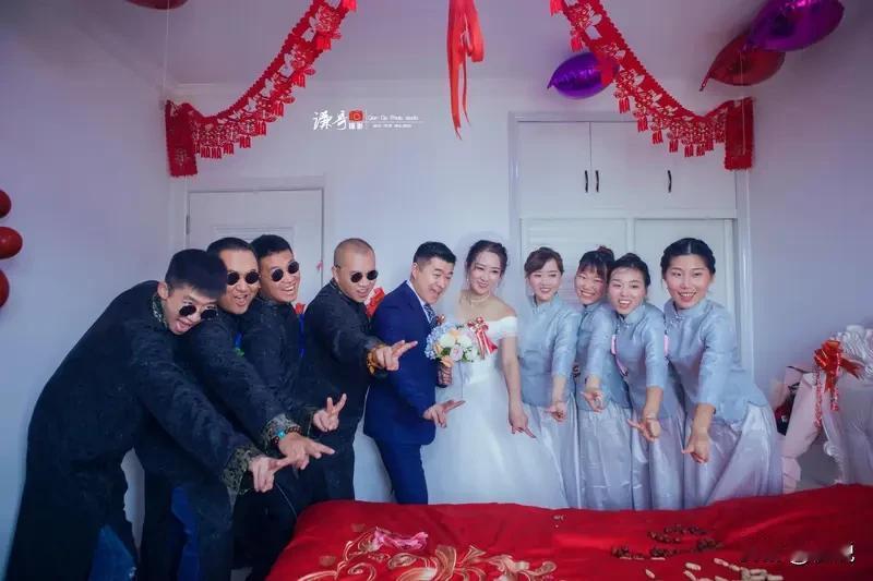 邻居来我家串门，聊起她儿子娶妻的要求，我简直惊呆了。她说条件不好的不娶，有兄弟的