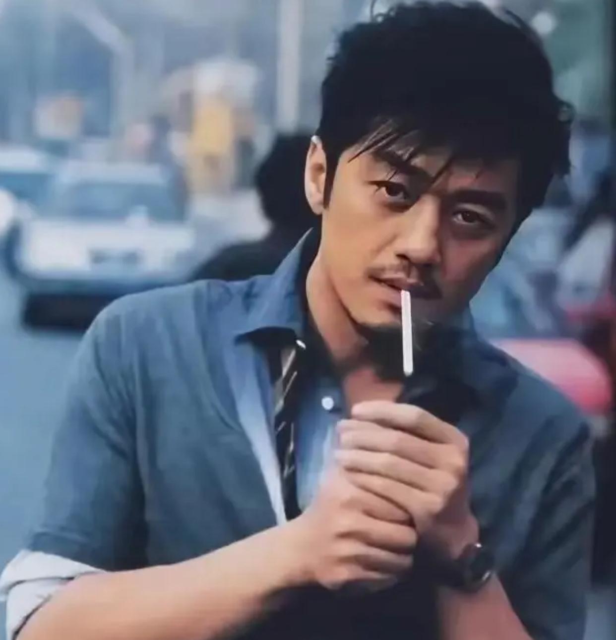 王菲说：我这辈子最后爱过一个人，他给我带来很多别人看不到的心酸的事，自从女儿李嫣
