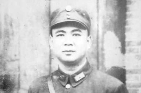 1952年，病入膏肓的国军中将李友邦被抬至马场町行刑，其实保密局并没有找到他“通