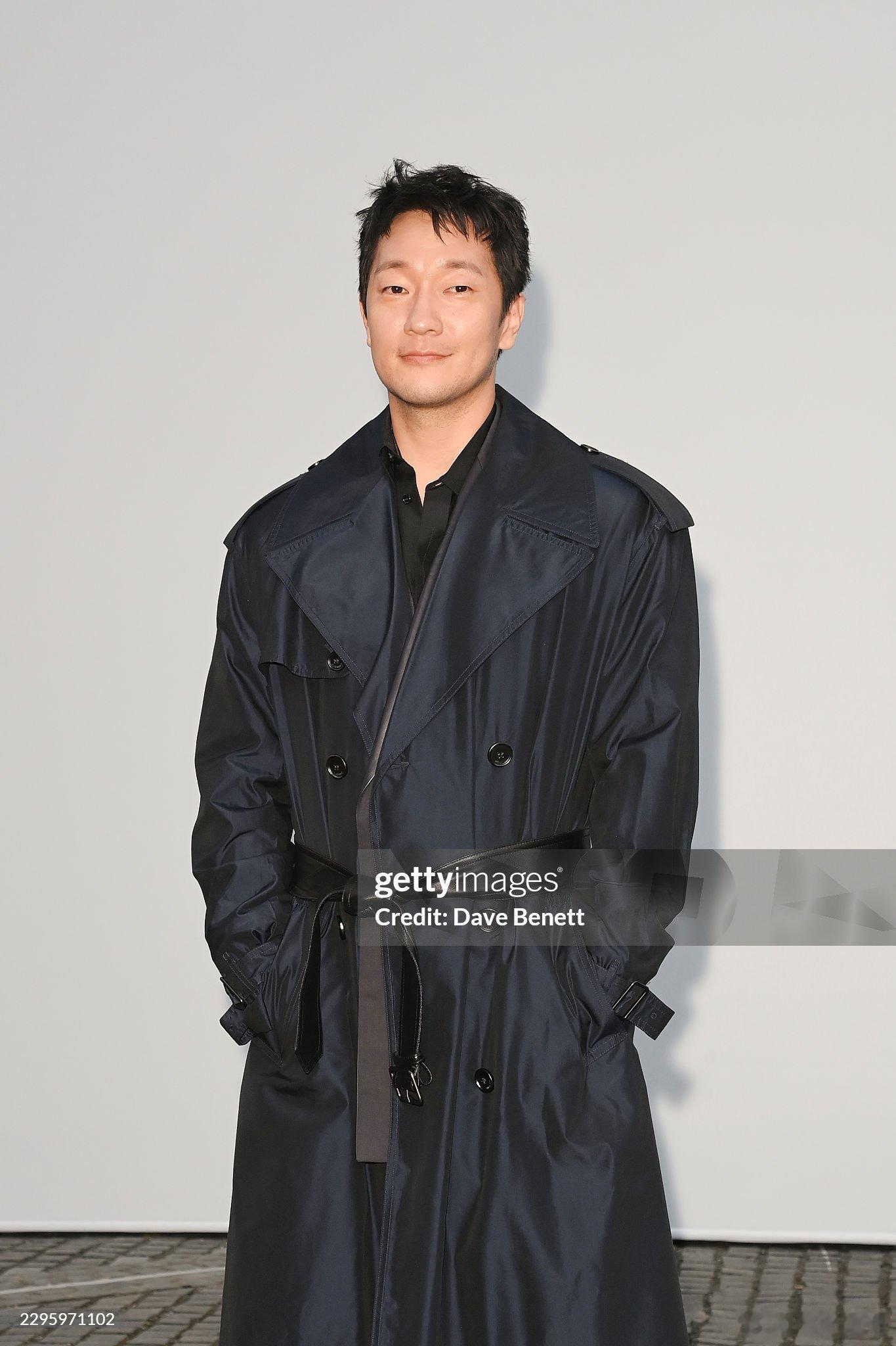 孙锡久出席Burberry秀场：​​​