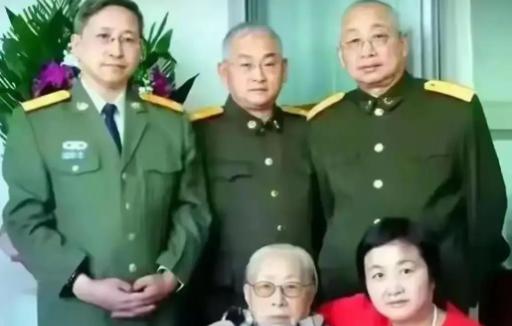 92岁傅涯弥留之际留下特殊遗言，拒绝与陈赓大将合葬，让丈夫归乡陪烈士前妻。人