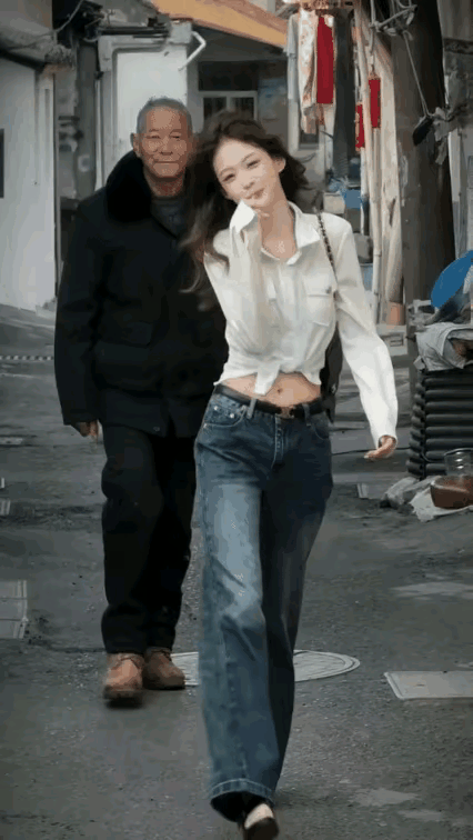 大爷这气质太稳了[比心]