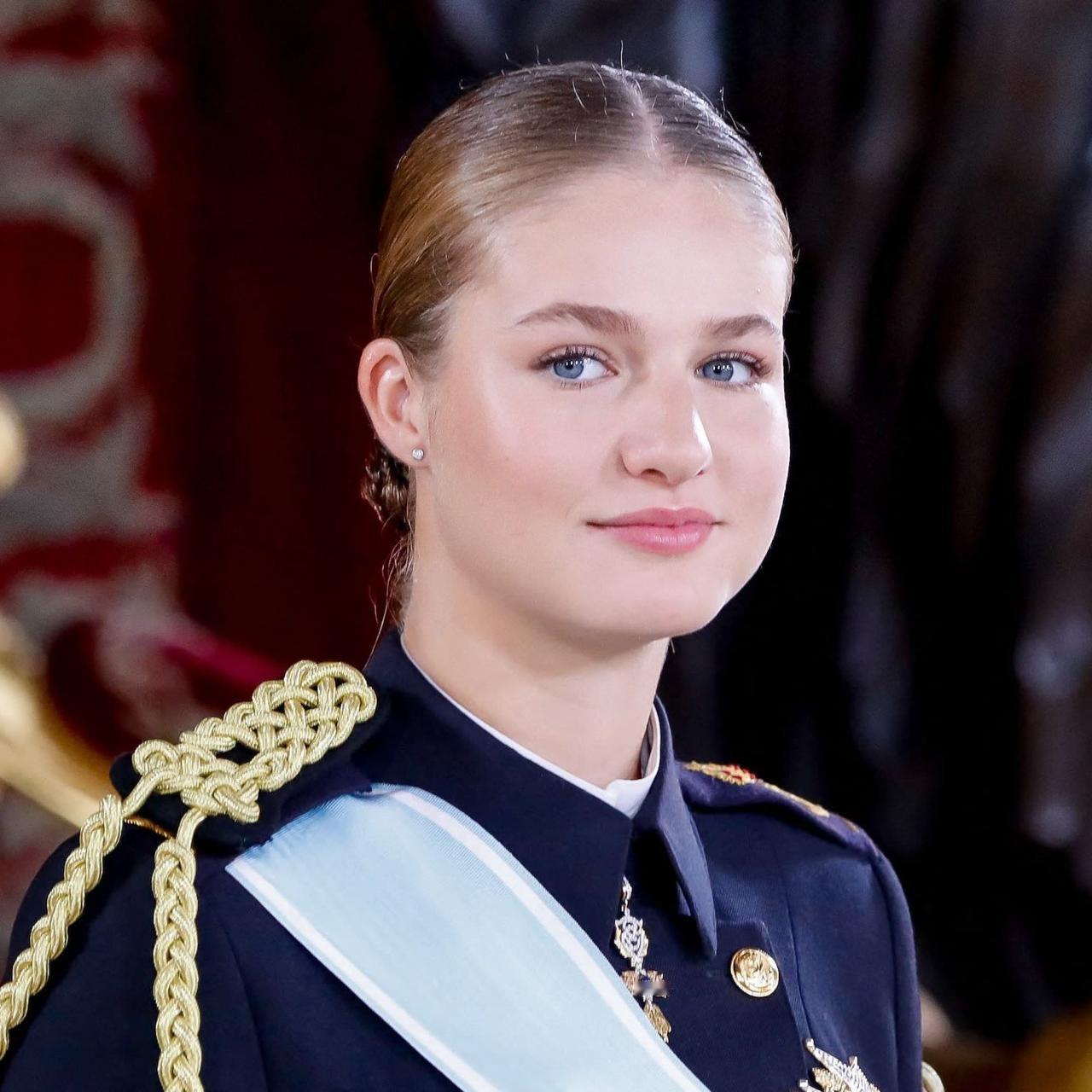 莱昂诺尔公主，2005年10月31日出生，是西班牙王位继承人。她于2023年在萨