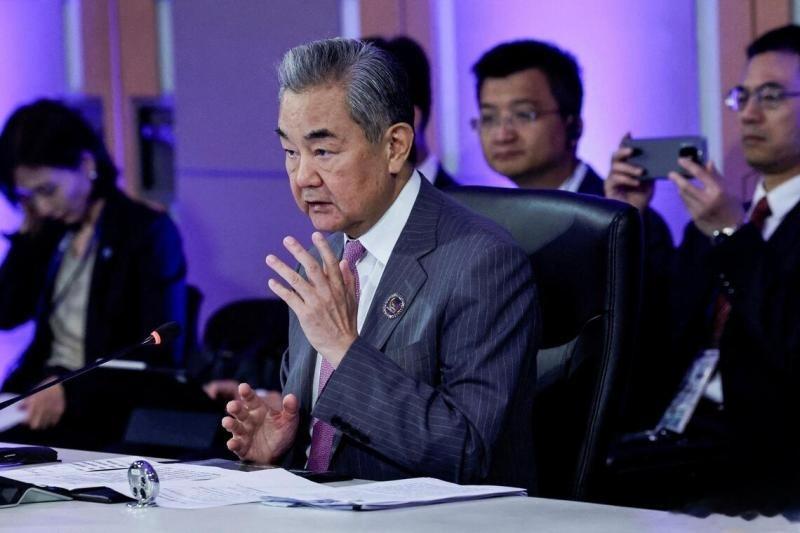韩国主动官宣，终于邀请到中国外交部长王毅到访韩国。时间是从8月19日至