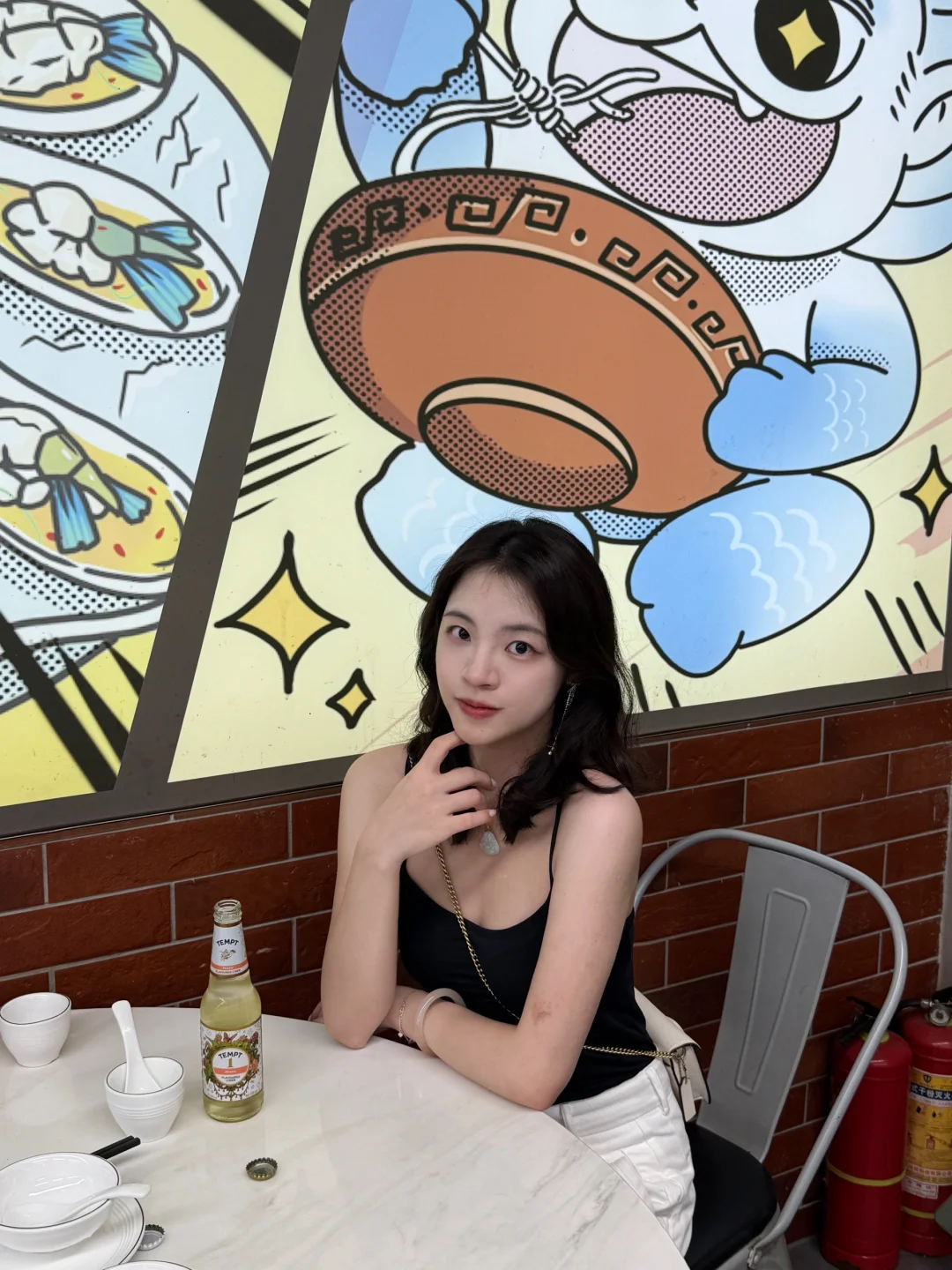 吃东西拍照