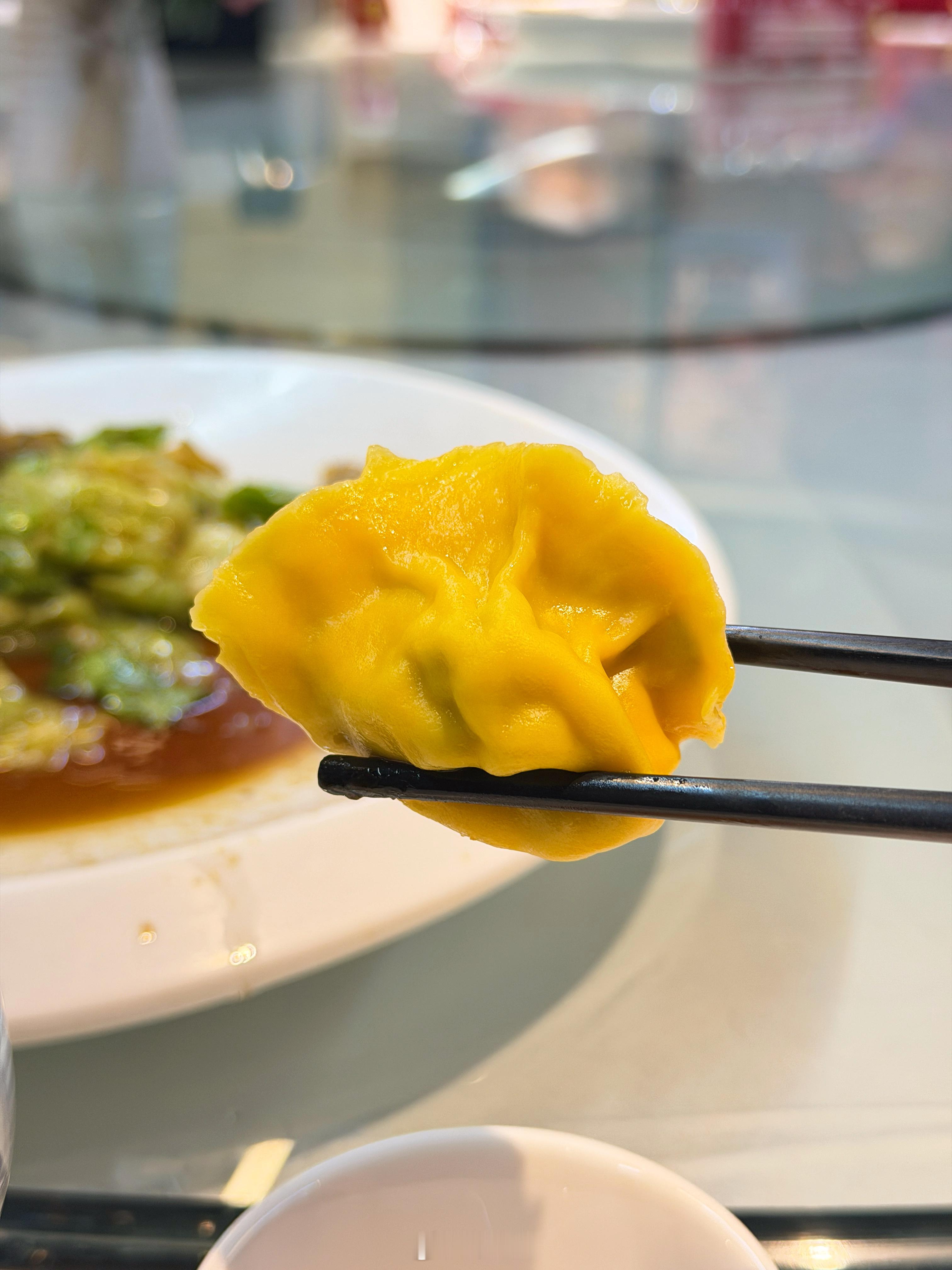 年夜饭吃完啦！今年还有打车来的莱州湾的梭子蟹全家福海鲜水饺依旧最爱黄花鱼的，今年