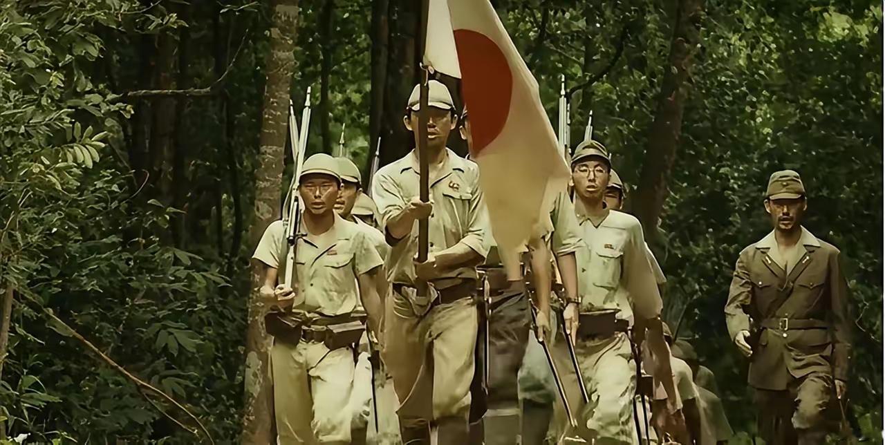 二战结束时，日本纸面还有700万军队，本土没丢，占领区也还在，为什么日本天皇就宣