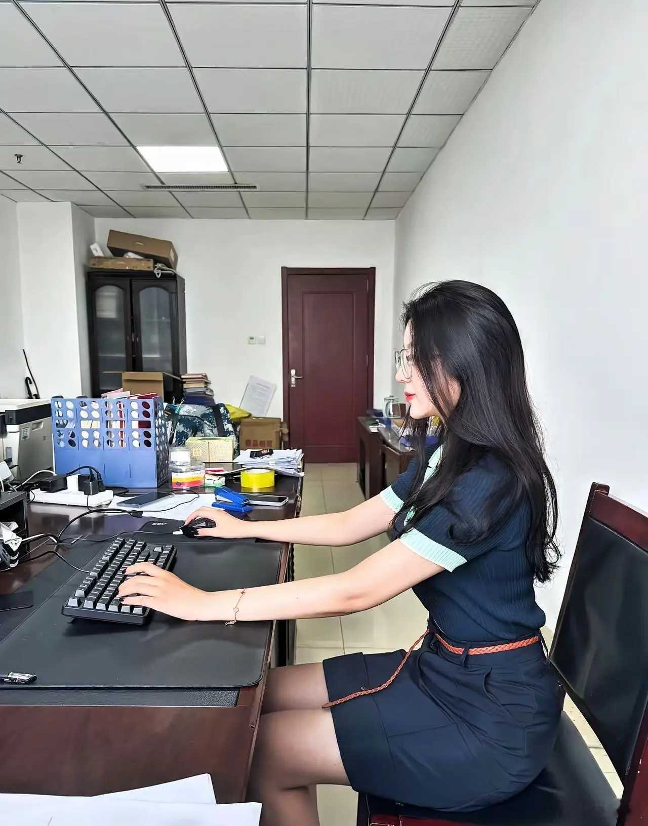 在体制内，什么级别才能坐这样的位置